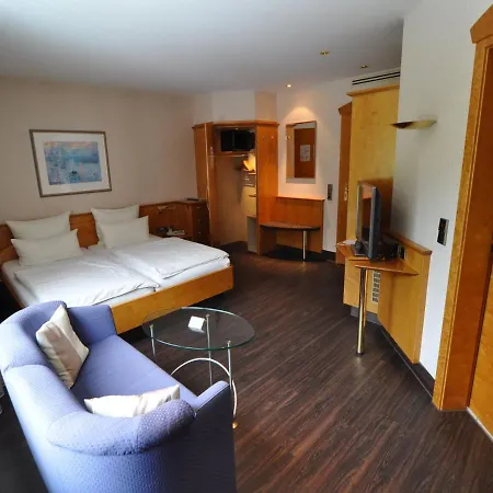 Hotel Pfrondorfer Mühle 4*
