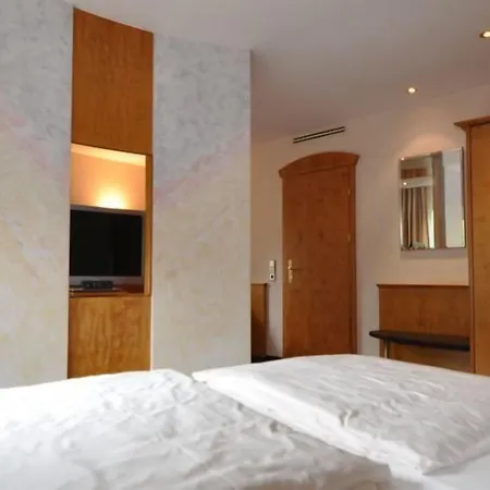 普隆德菲磨坊乡村酒店 纳戈尔德